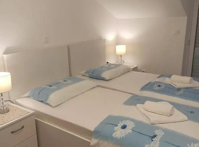 Appartement Peric West *