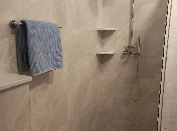 Peric West Lägenhet